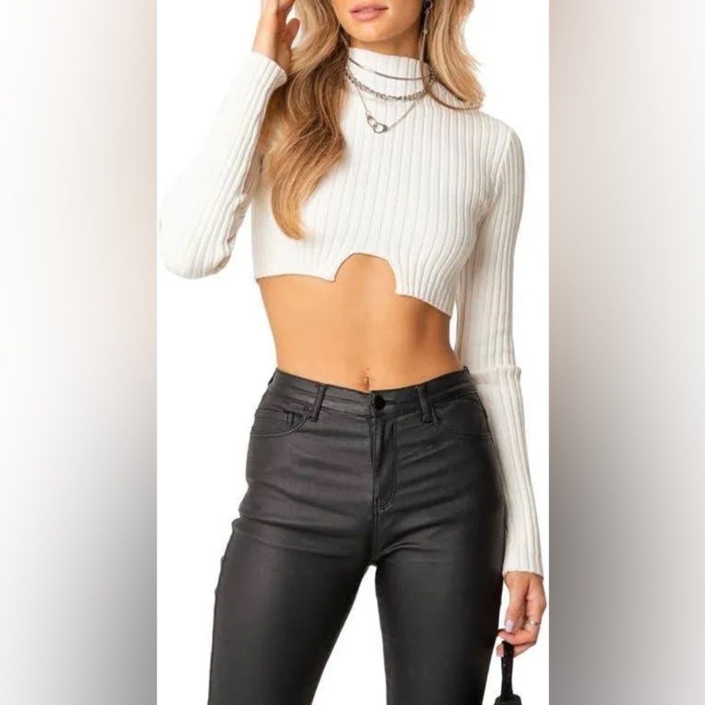 Mock Neck Key Hole Sweater NWT